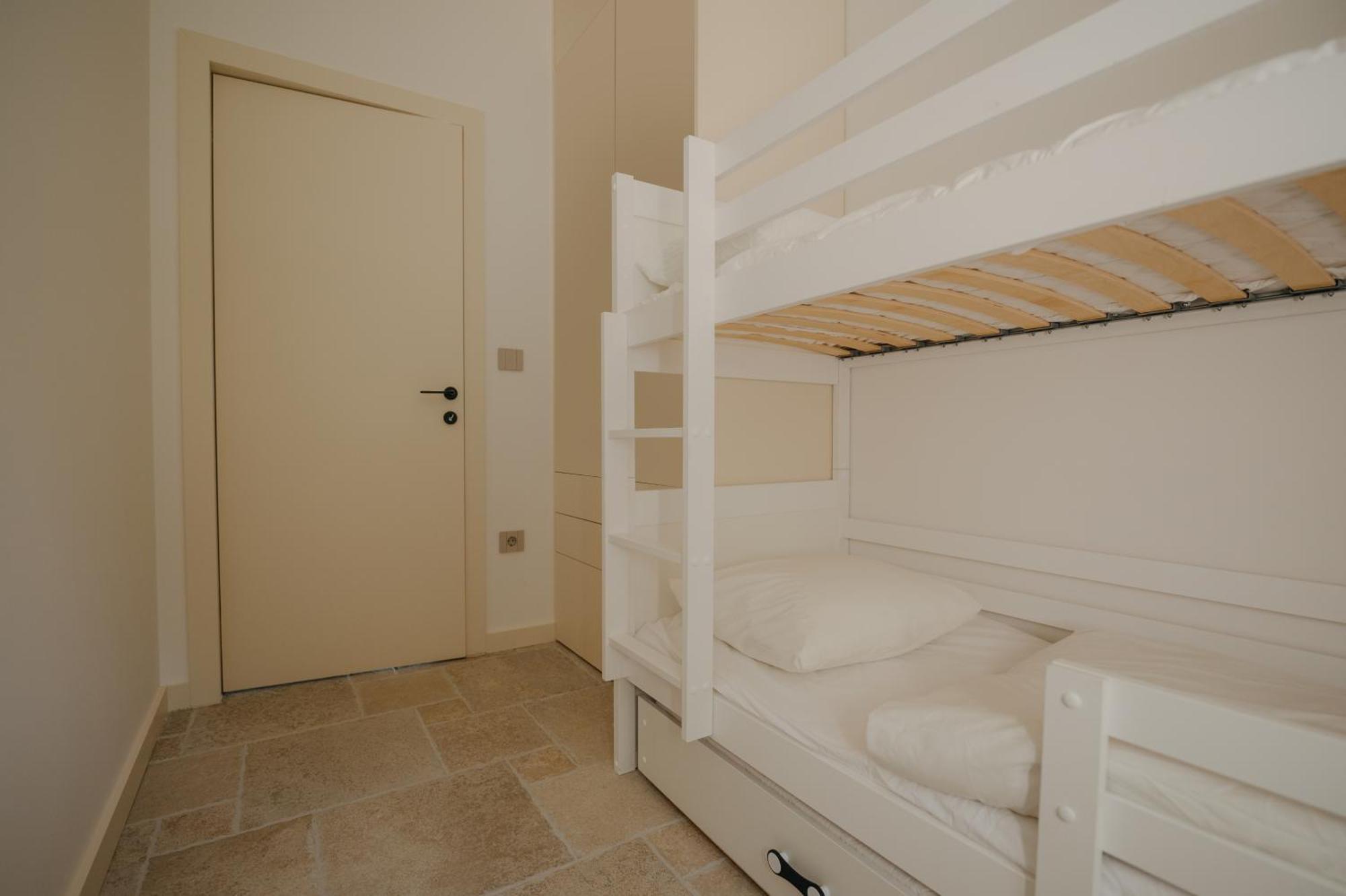 Lukas Apartmán